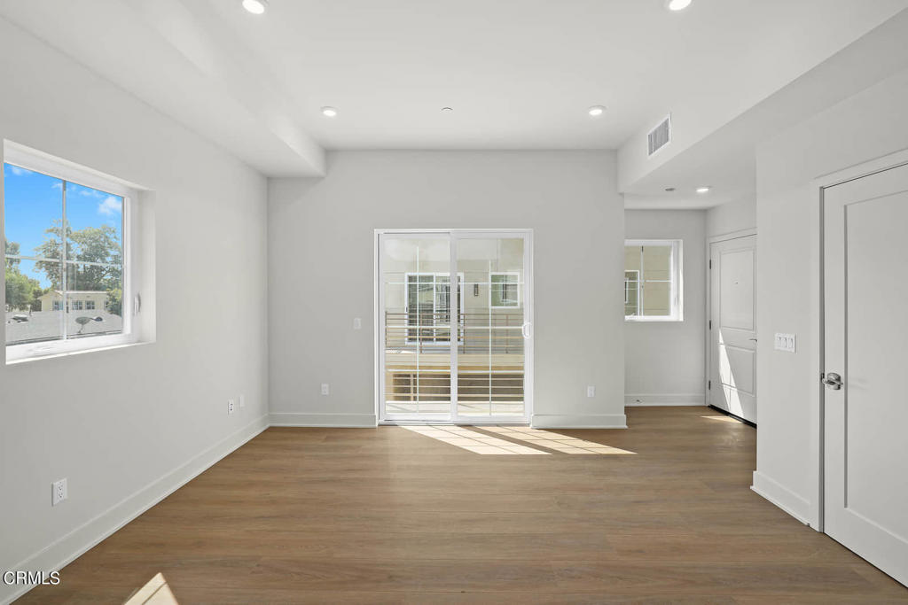 MLS #P1-24122 image #10