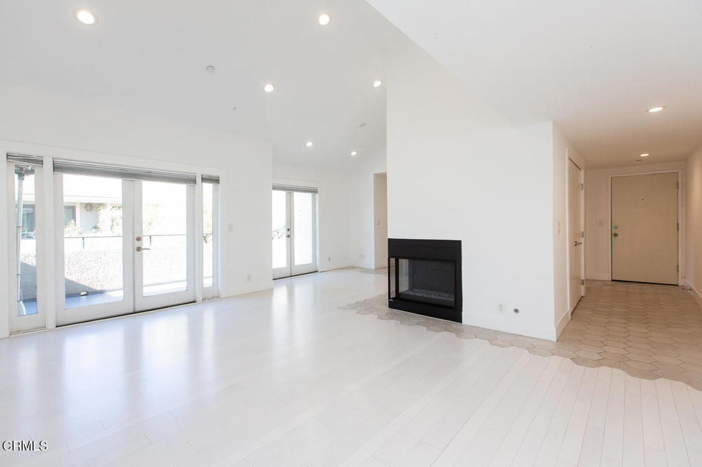 MLS #P1-24284 image #2