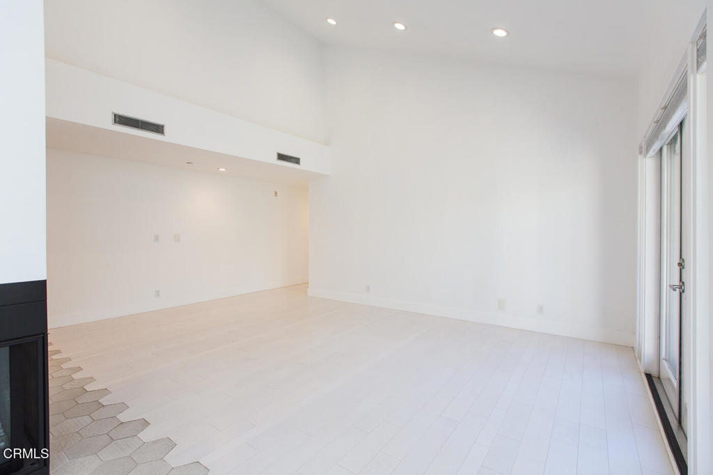 MLS #P1-24284 image #3