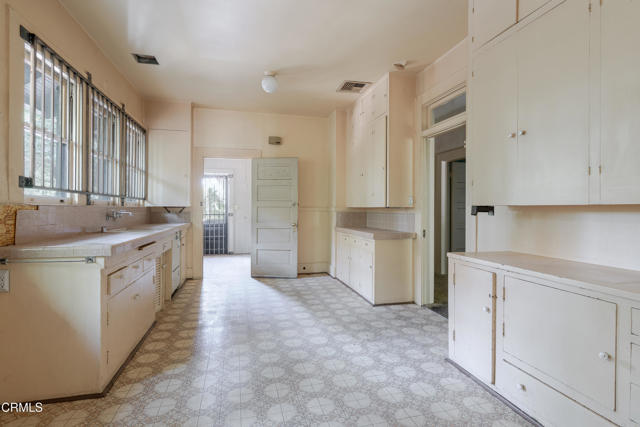 MLS #P1-24310 image #22