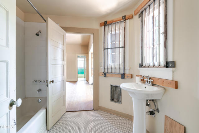 MLS #P1-24310 image #28