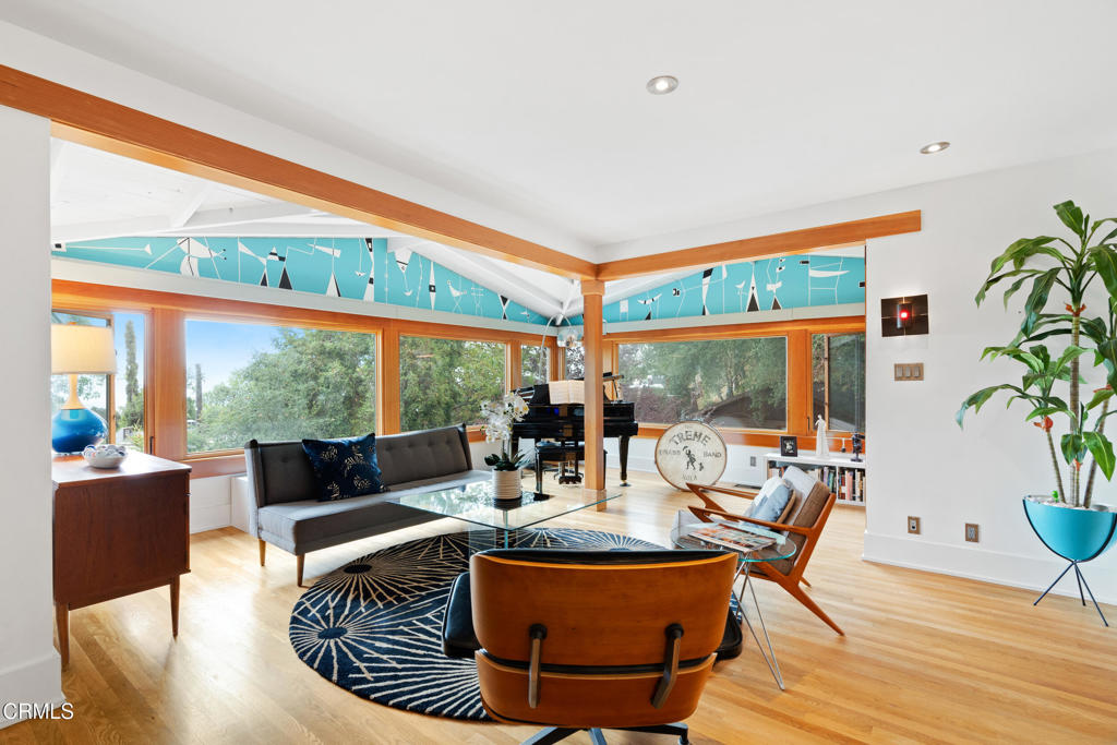 MLS #P1-24354 image #10