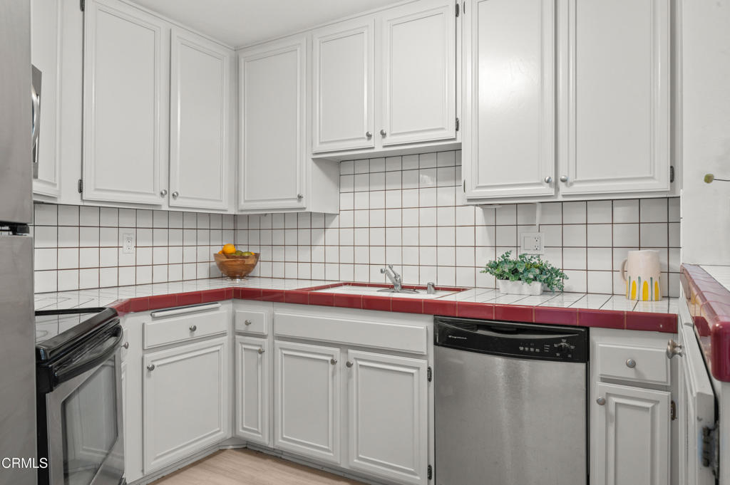 MLS #P1-24395 image #8