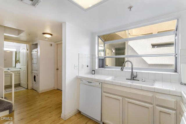 MLS #P1-24412 image #22