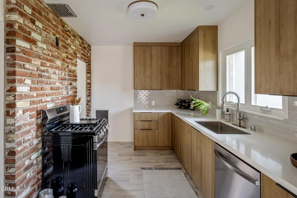 MLS #P1-24423 image #9