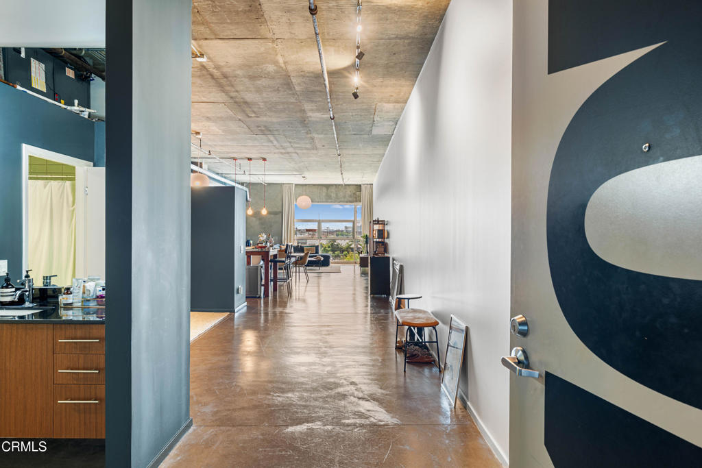 MLS #P1-24529 image #1