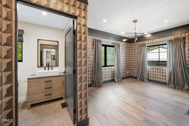 MLS #P1-24542 image #24