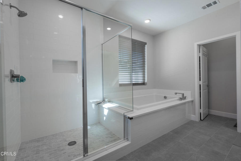 MLS #P1-24555 image #20