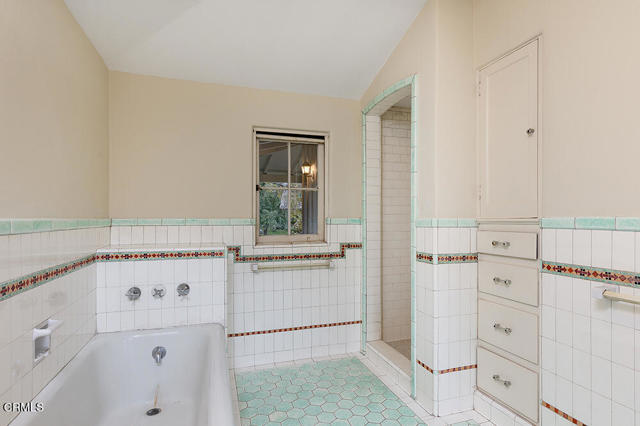 MLS #P1-24560 image #25