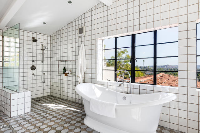 MLS #P1-24600 image #38