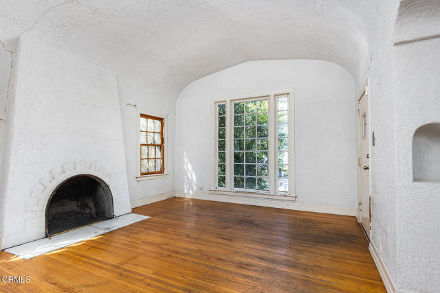 MLS #P1-24604 image #6