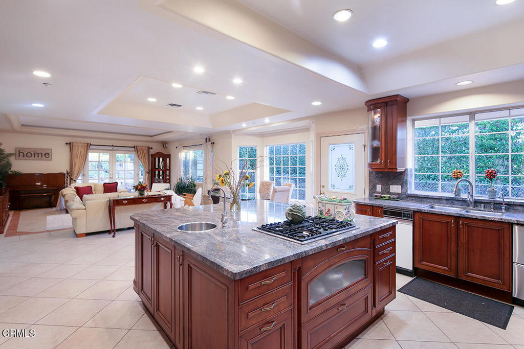 MLS #P1-24629 image #12