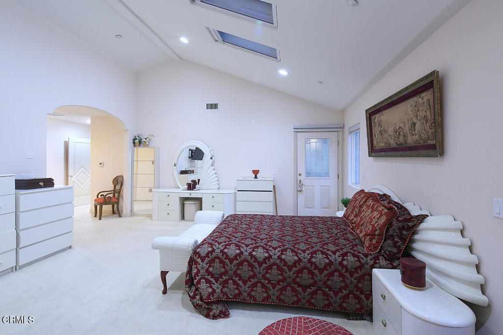 MLS #P1-24629 image #25