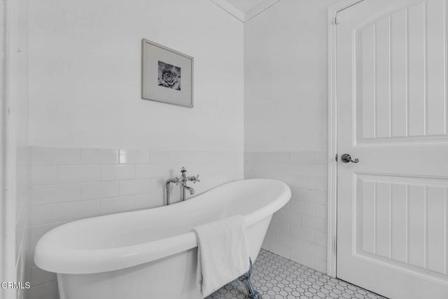 MLS #P1-24673 image #25