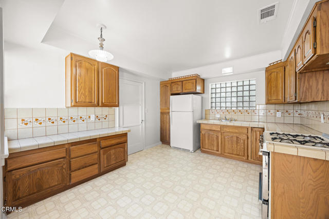 MLS #P1-24887 image #10