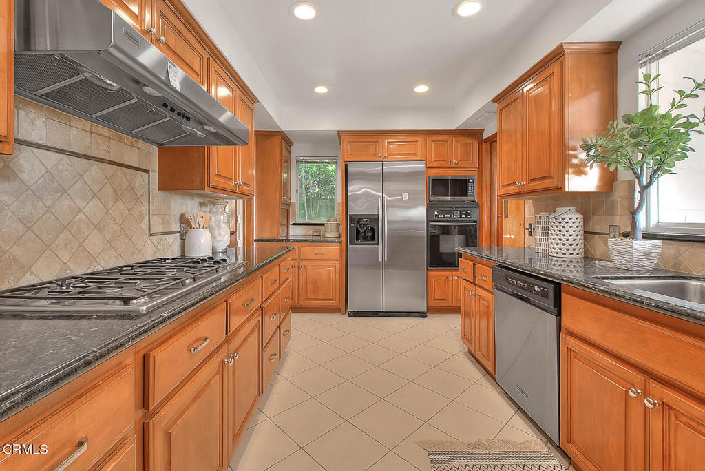 MLS #P1-24893 image #6