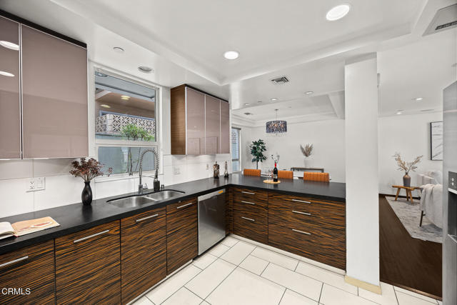 MLS #P1-24914 image #21