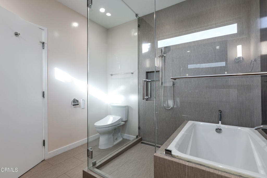 MLS #P1-24915 image #12