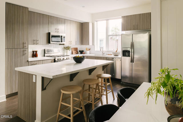 MLS #P1-24923 image #1