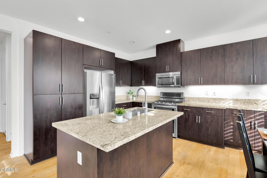 MLS #P1-24961 image #12