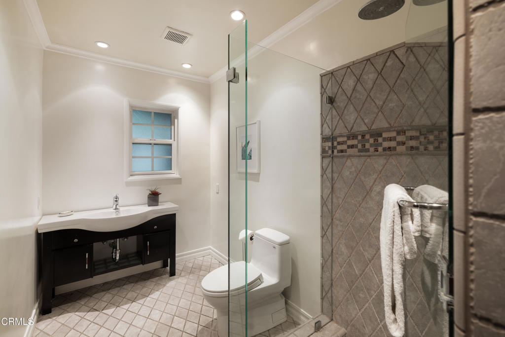 MLS #P1-24999 image #24