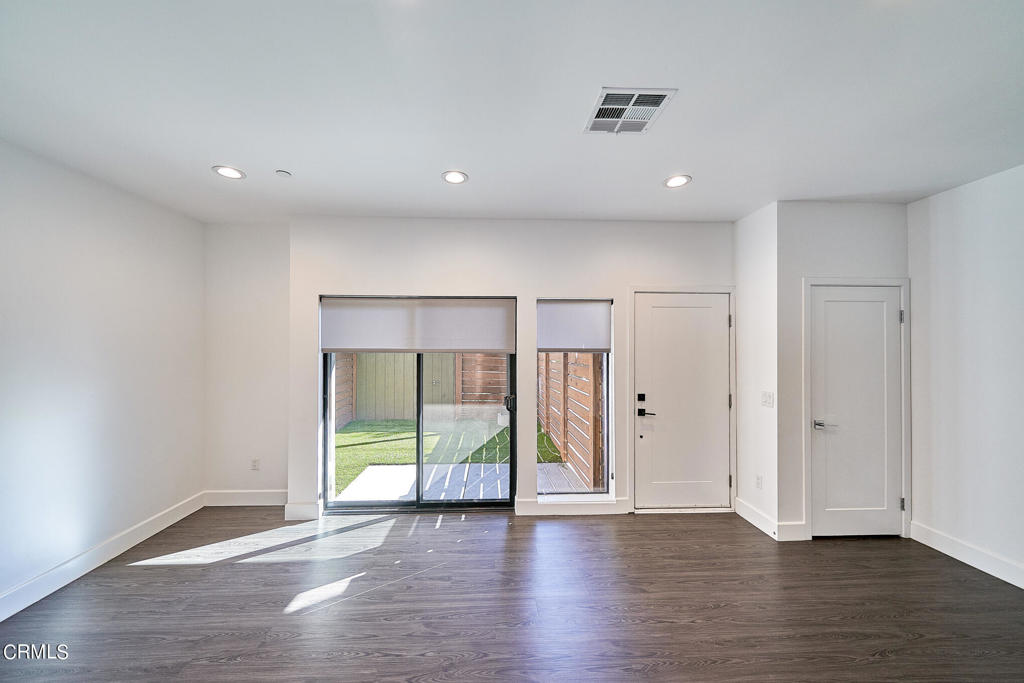 MLS #P1-25014 image #7