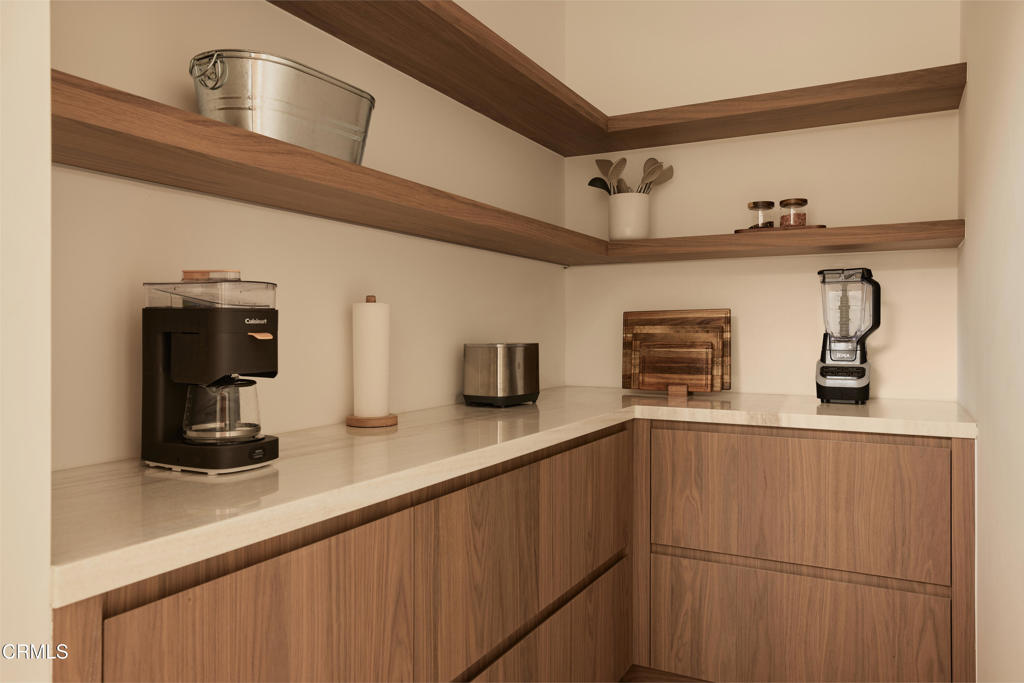 MLS #P1-25029 image #10