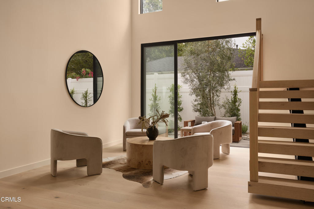 MLS #P1-25029 image #2