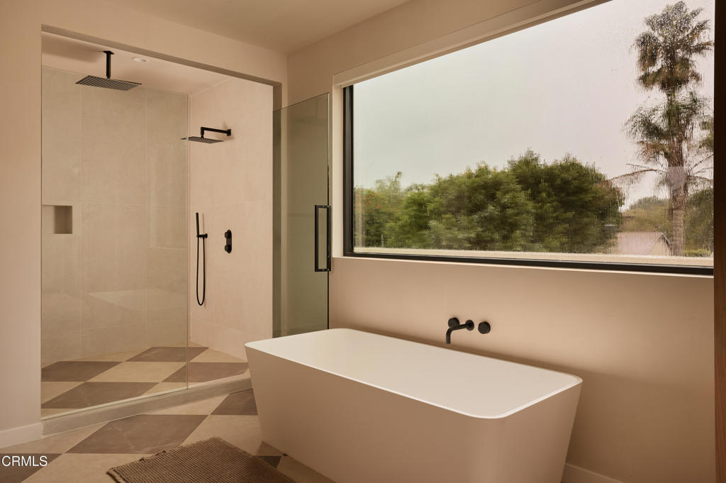 MLS #P1-25029 image #20