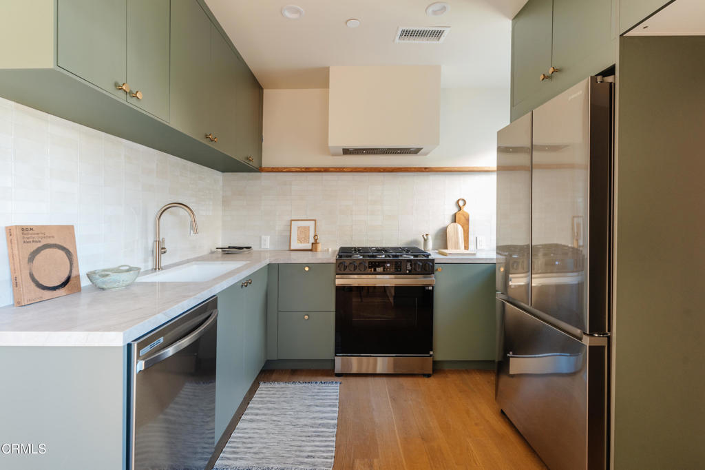 MLS #P1-25036 image #18