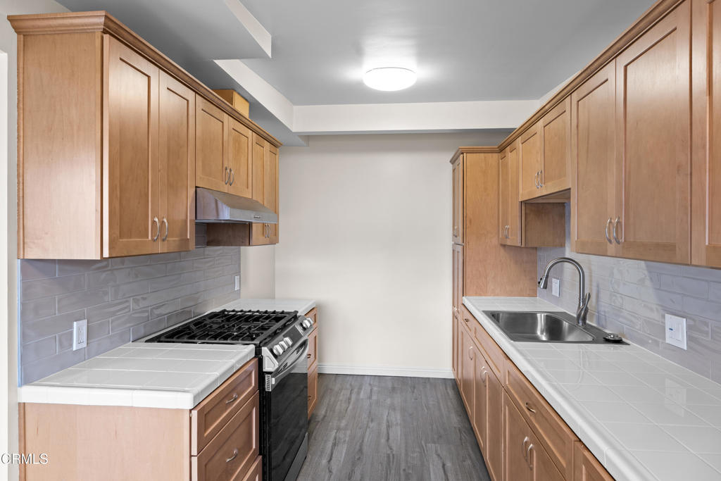 MLS #P1-25044 image #5