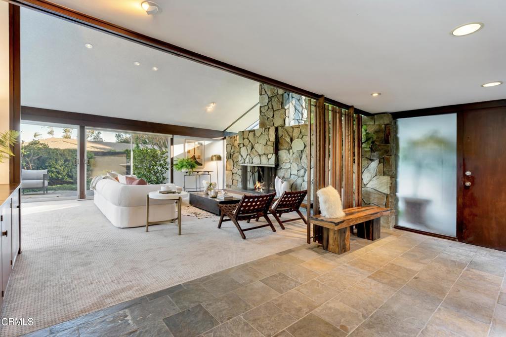 MLS #P1-25051 image #2