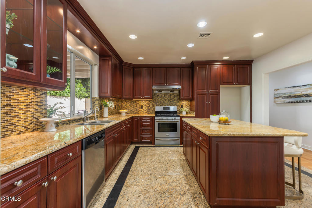 MLS #P1-25066 image #29