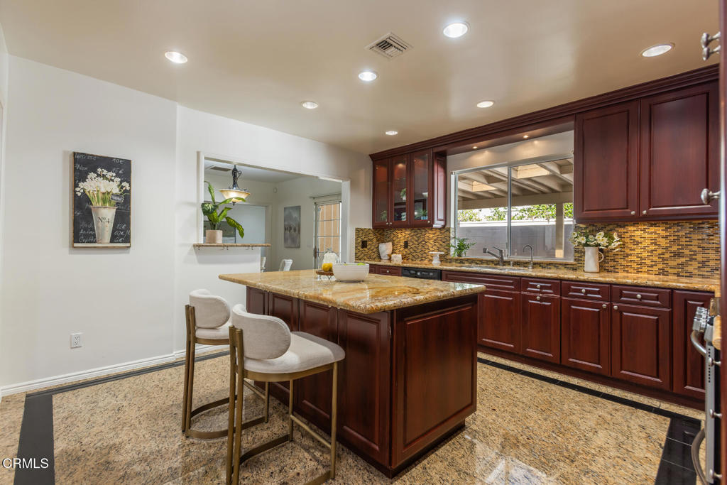 MLS #P1-25066 image #33