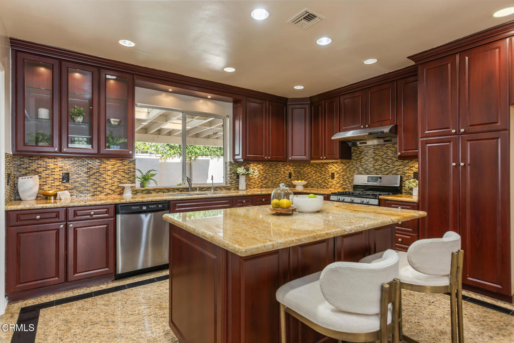 MLS #P1-25066 image #34