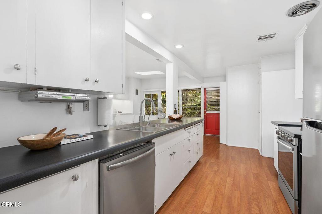 MLS #P1-25069 image #16