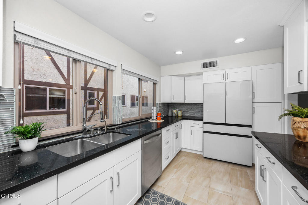 MLS #P1-25072 image #18