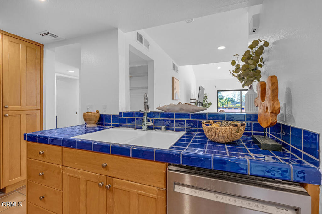 MLS #P1-25080 image #10