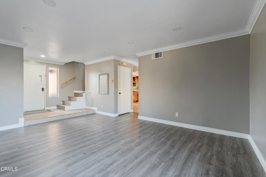 MLS #P1-25093 image #5