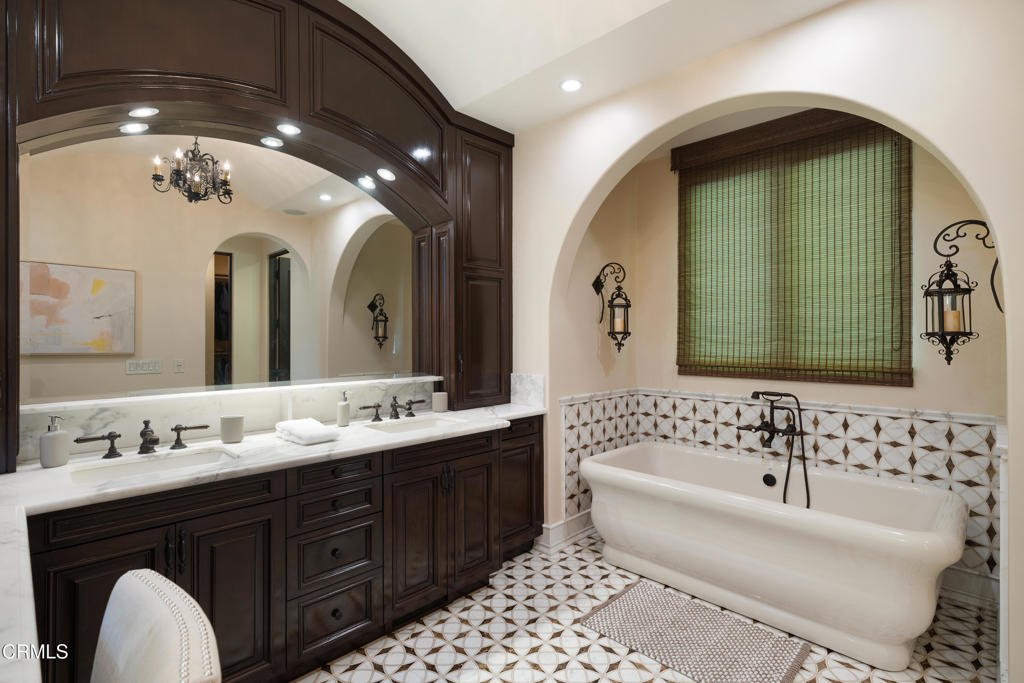 MLS #P1-25109 image #19