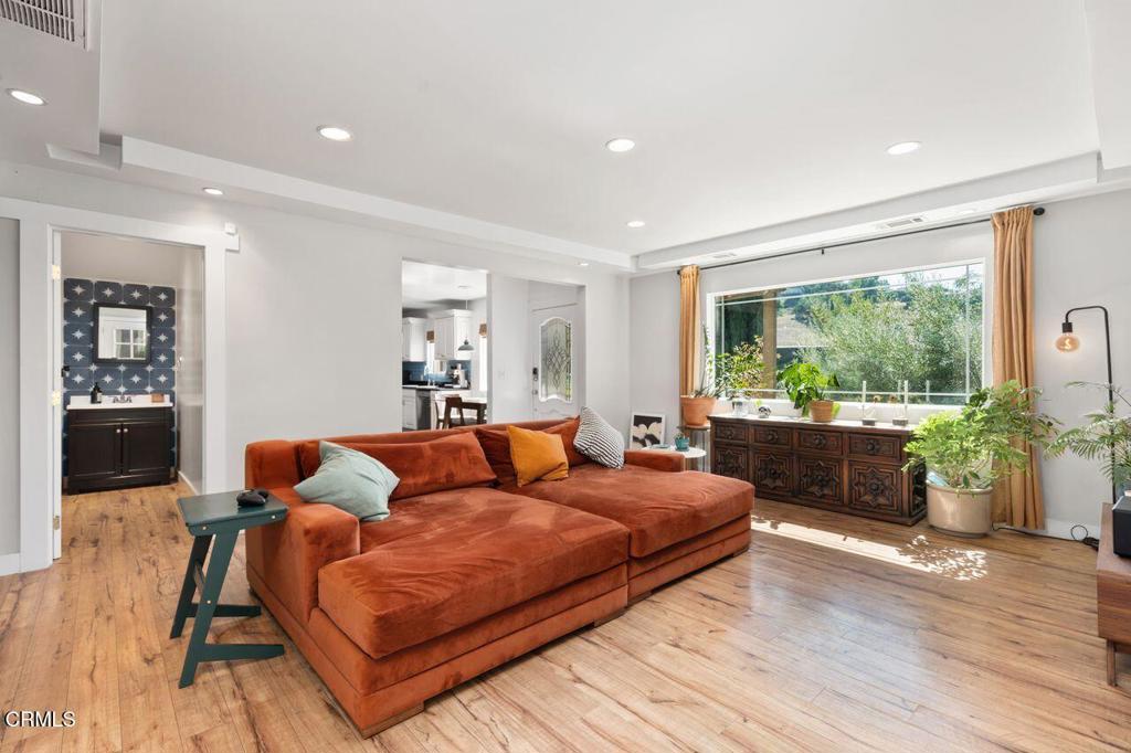 MLS #P1-25110 image #4