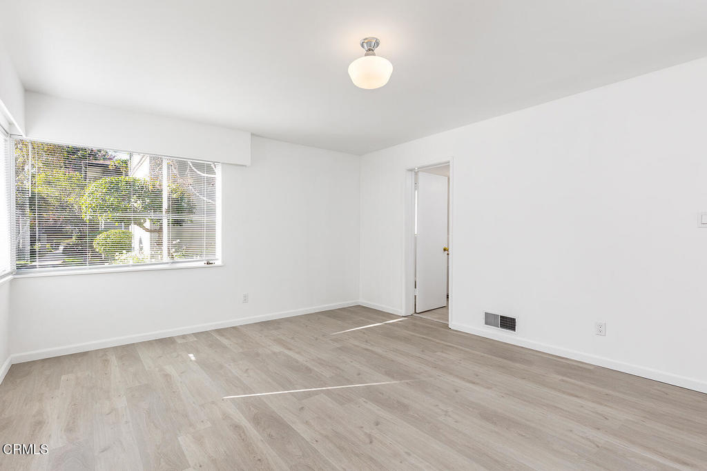 MLS #P1-25129 image #16