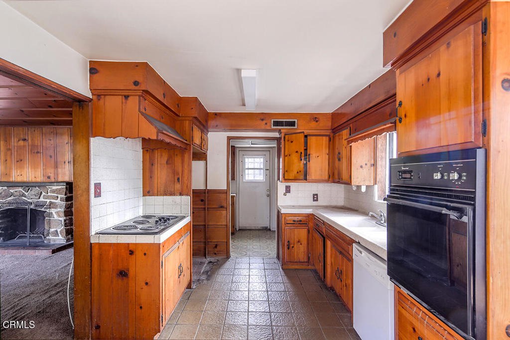 MLS #P1-25133 image #10