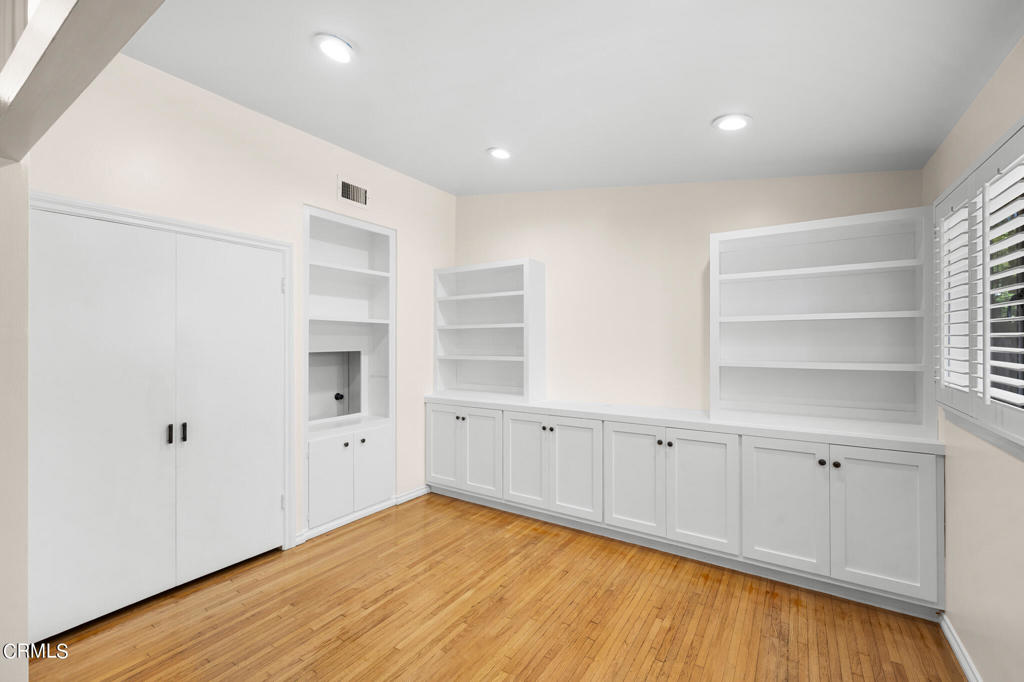 MLS #P1-25141 image #10