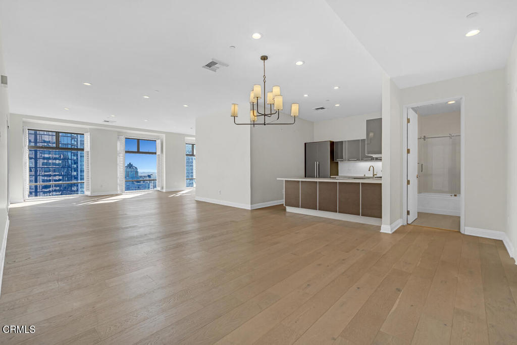 MLS #P1-25143 image #23