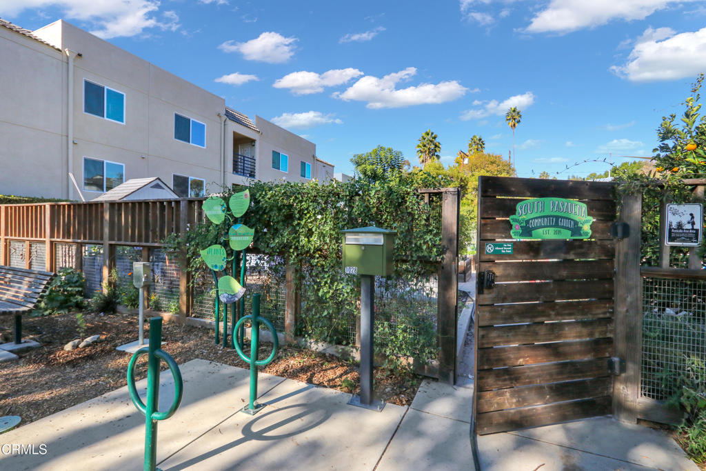 MLS #P1-25161 image #22