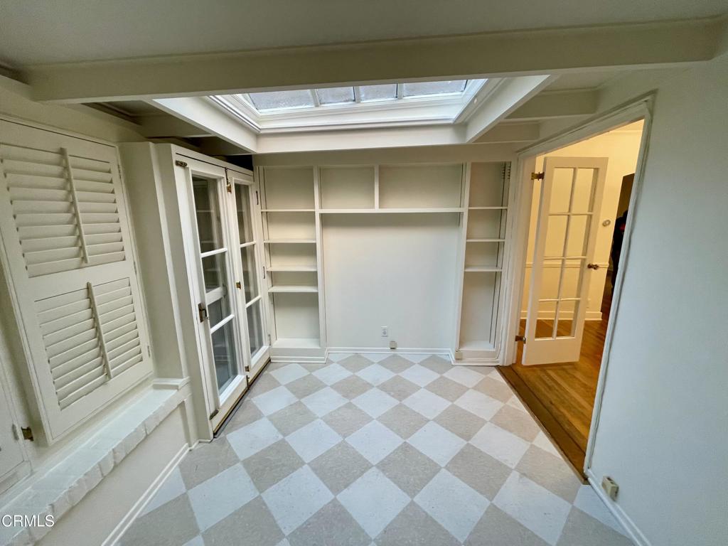 MLS #P1-25165 image #9