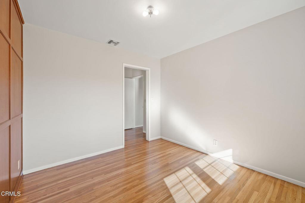 MLS #P1-25212 image #25