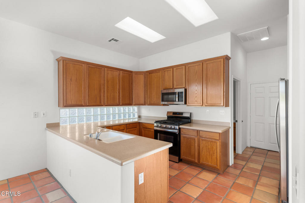 MLS #P1-25215 image #15