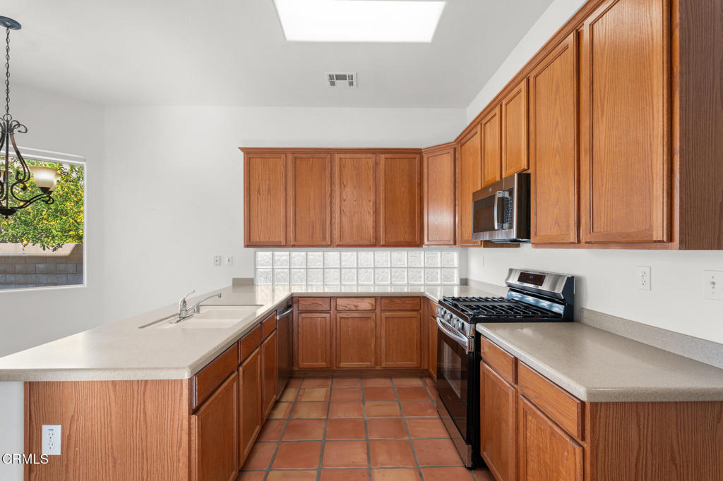 MLS #P1-25215 image #17